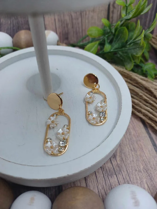 Christmas Starry Night Gold Rounded Floral Earrings w/ White Flowers & Rhinestones