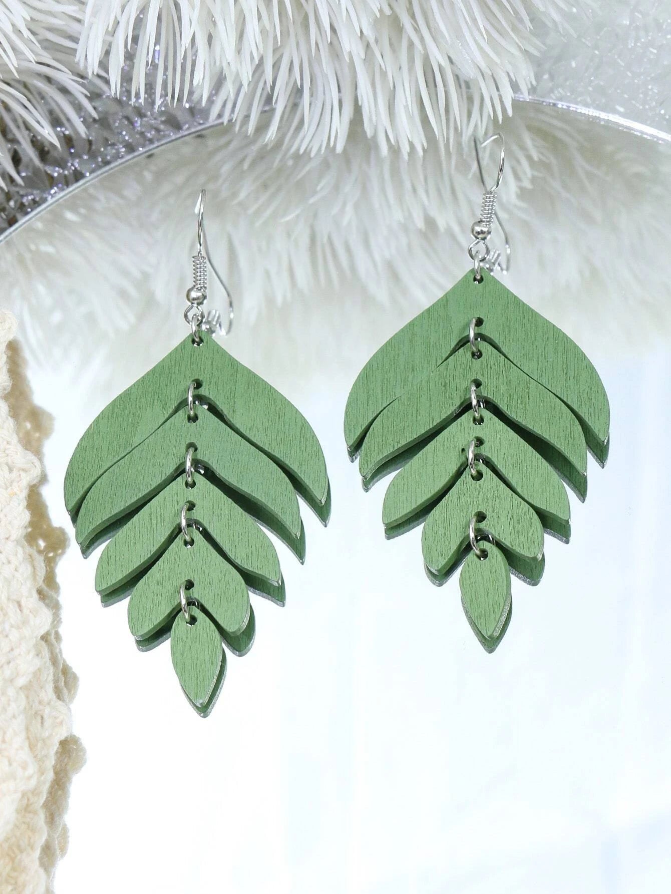 Christmas DIY Crafts Green Wooden Leaf Style Earrings