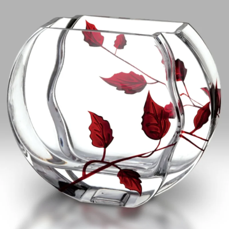 Christmas Snowy Pathways Nobile Ruby Leaf Circle Vase - 16cm