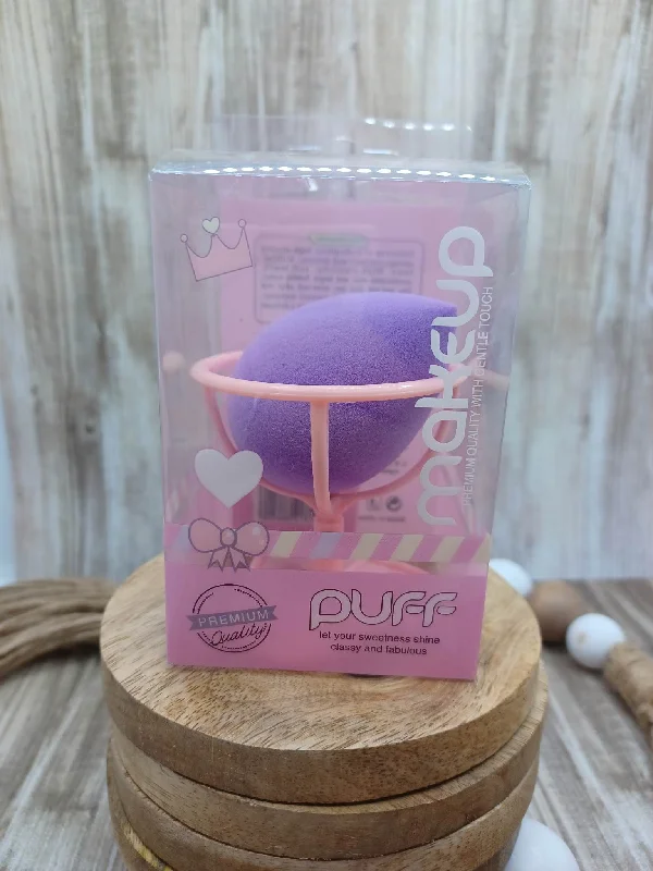 Christmas Reindeer Purple Beauty Blender in a Heart Stand