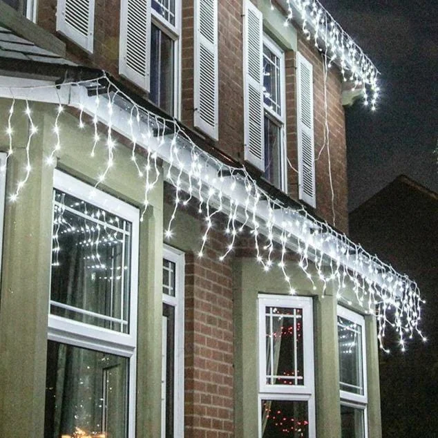 Christmas Star LED White Icicle Lights (10m)