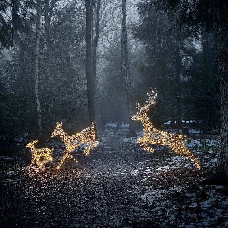 Christmas Holiday Stories 1.4m Regular Harlow Rattan Dual Colour LED Light Up Reindeer Family Christmas Holiday Stories 1.4m Regular Harlow Rattan Dual Colour LED Light Up Reindeer Family