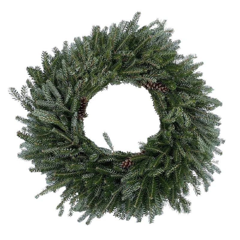 Cozy Christmas Silver Show Wreath 26"