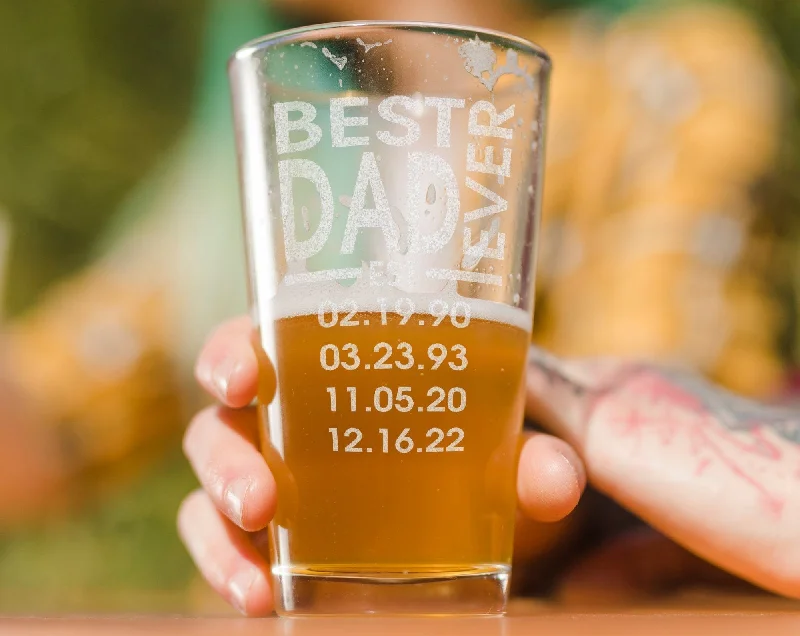 Christmas Wishes Best Daddy Ever 50th Birthday Gift for Him Home Bar Decor From Favorite Child Engraved Parent Personalized Beer Glass First Father's Day Christmas Wishes Best Daddy Ever 50th Birthday Gift for Him Home Bar Decor From Favorite Child Engraved Parent Personalized Beer Glass First Father's Day