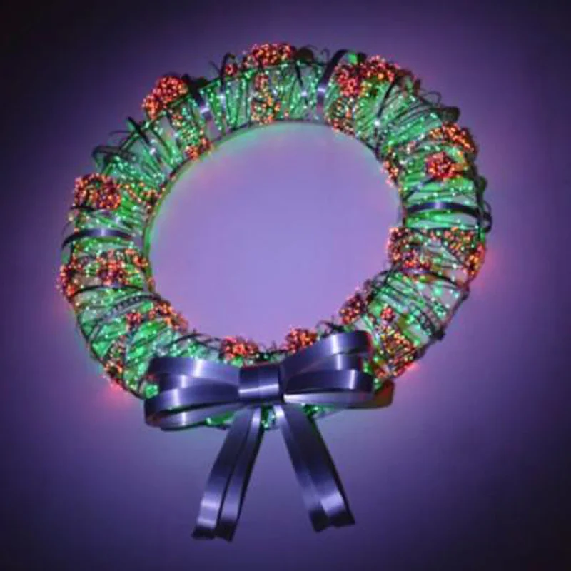 Christmas Cozy Nights Custom Large Aluminum Christmas Wreath (1000-2)