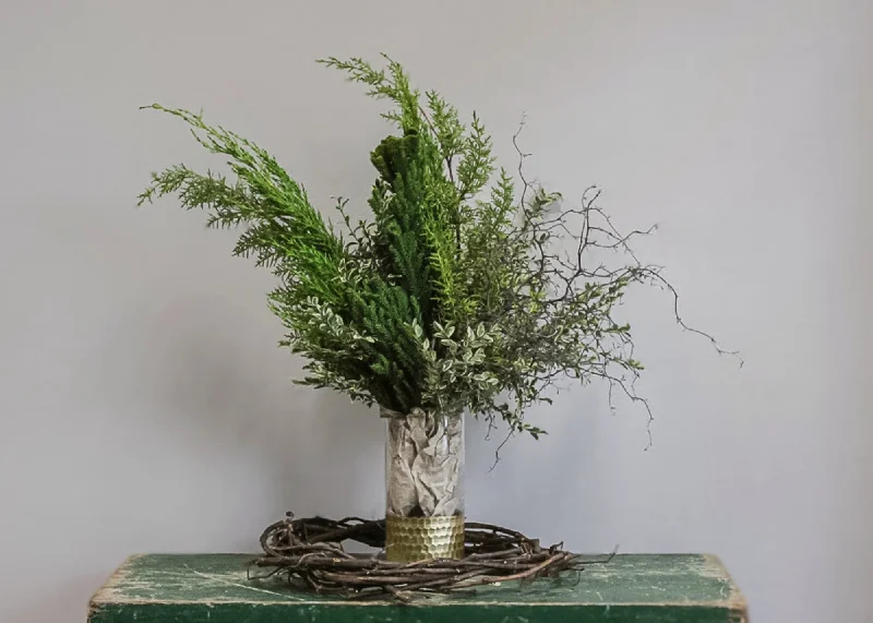 Christmas Happy Moments Holiday Bouquet - Cascadia Glow Bouquet