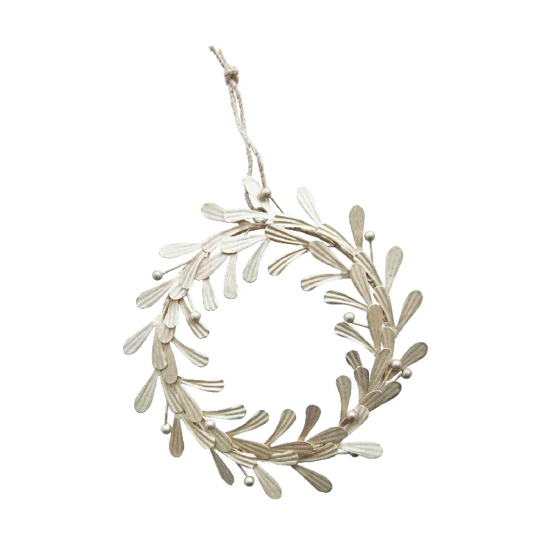 Christmas Lights Display Metal Leaves & Berries Wreath