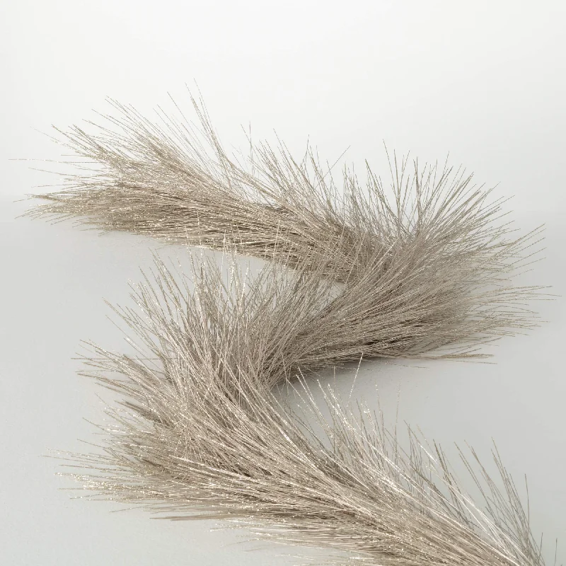 Christmas Pinecones Champagne Pine Garland