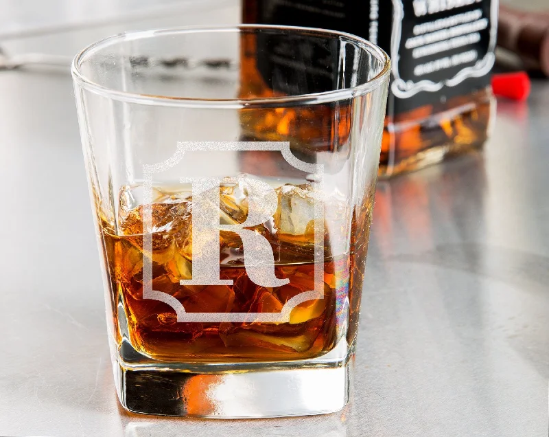 Christmas Candy Canes Scotch Engraved Whiskey Decanter Engraved Sets for Groomsman Wedding Party Custom Bourbon Vintage Birthday Gift Monogrammed Glasses for Dad Christmas Candy Canes Scotch Engraved Whiskey Decanter Engraved Sets for Groomsman Wedding Party Custom Bourbon Vintage Birthday Gift Monogrammed Glasses for Dad