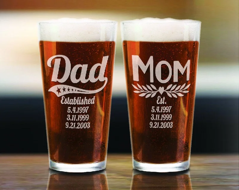 Christmas Stocking Stuffers Set of 2 Mom Dad Custom Mothers Fathers Day Pub Glass Best Friend Mommy Gift Daddy & Son Present From Daughter for Best Dad Ever Mommy Gift Christmas Stocking Stuffers Set of 2 Mom Dad Custom Mothers Fathers Day Pub Glass Best Friend Mommy Gift Daddy & Son Present From Daughter for Best Dad Ever Mommy Gift