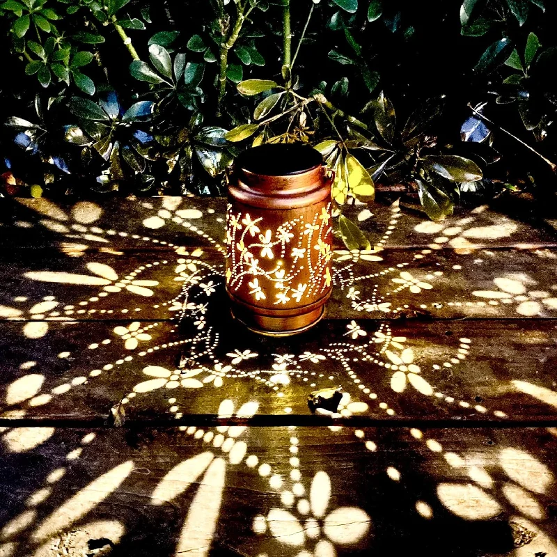 Christmas Star Solar Lantern Lights Outdoor Hanging, Metal Decor Lanterns-Waterproof LED Decorative Light for Garden, Patio, Yard Tree Christmas Star Solar Lantern Lights Outdoor Hanging, Metal Decor Lanterns-Waterproof LED Decorative Light for Garden, Patio, Yard Tree
