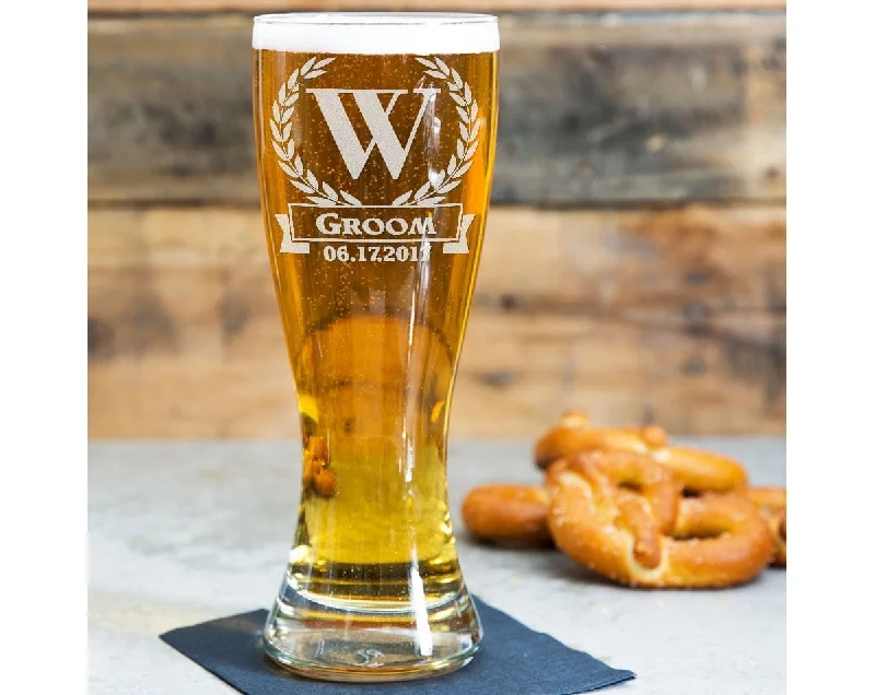 Christmas Baking Family Wreathe Design Personalized Bachelor Mens Mug Engraved Party Favor Pilsner Glass for Groom Best Man Groomsmen Father of Bride Wedding Gift Christmas Baking Family Wreathe Design Personalized Bachelor Mens Mug Engraved Party Favor Pilsner Glass for Groom Best Man Groomsmen Father of Bride Wedding Gift
